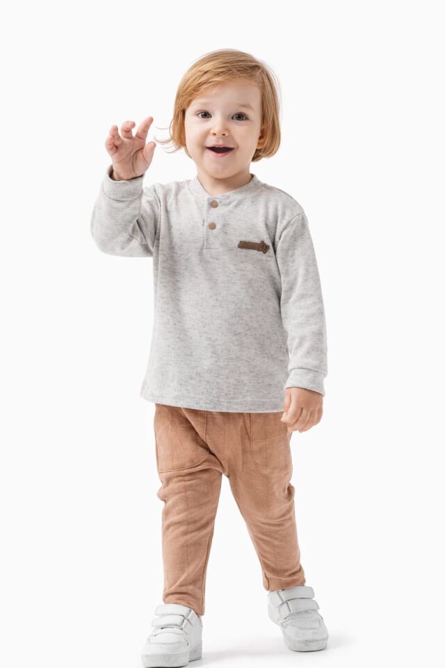 BEBEK UZUN KOLLU TİŞÖRT PANTOLON 2'Lİ TAKIM