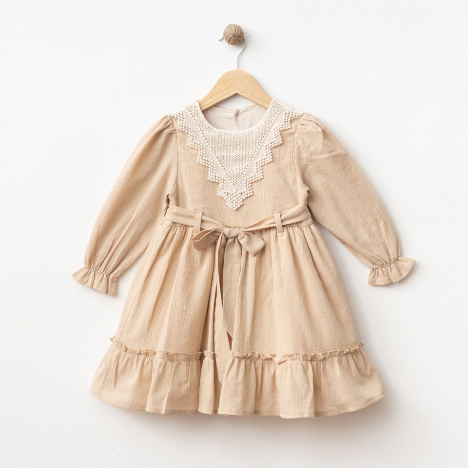 %100 Pamuk Müslin Kumaş Üçgen Dantel Yaka Elbise Kahverengi - 7 Yaş