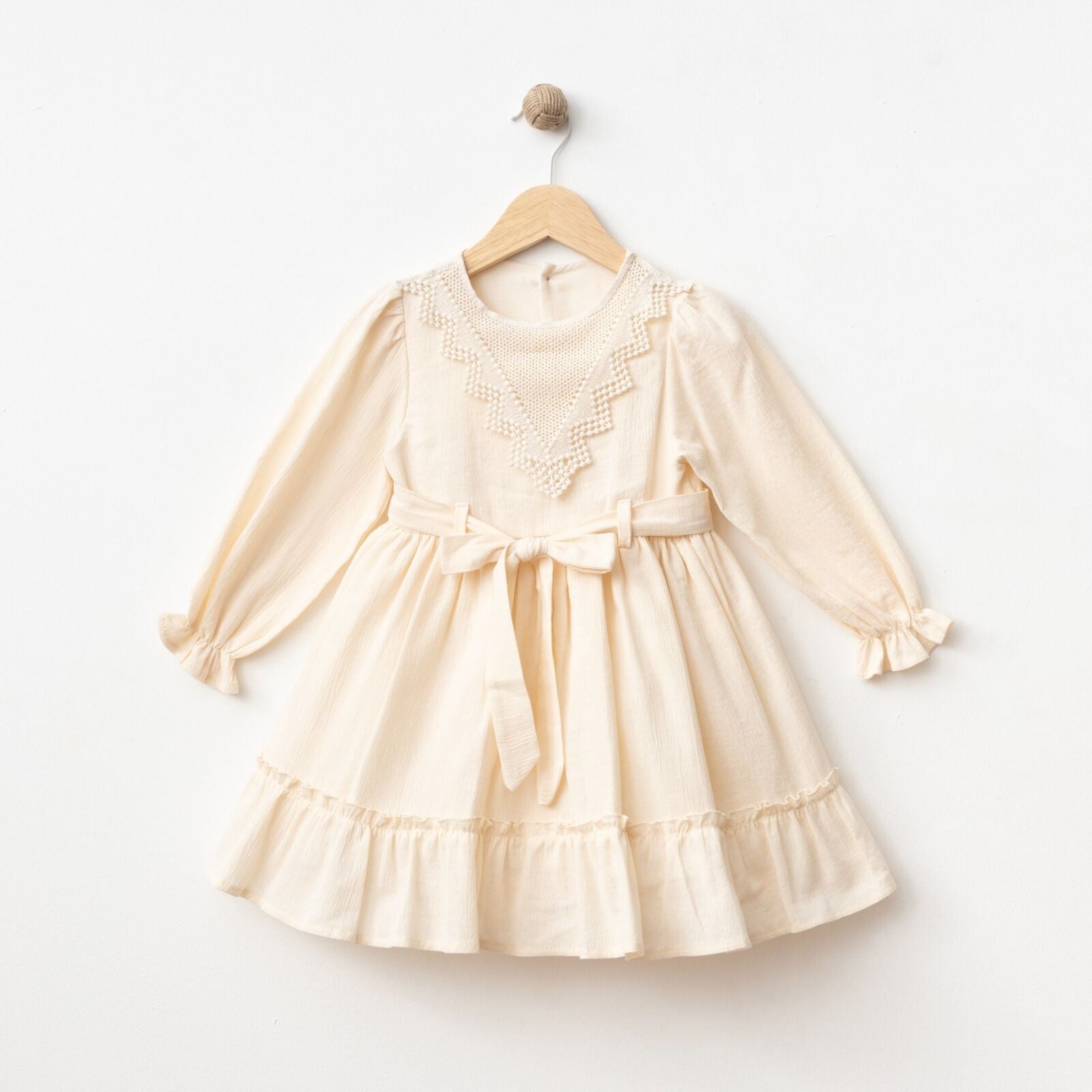 %100 Pamuk Müslin Kumaş Üçgen Dantel Yaka Elbise Bej - 2 Yaş