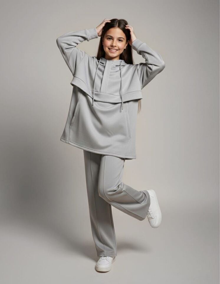 Roza Eşofman Takımı