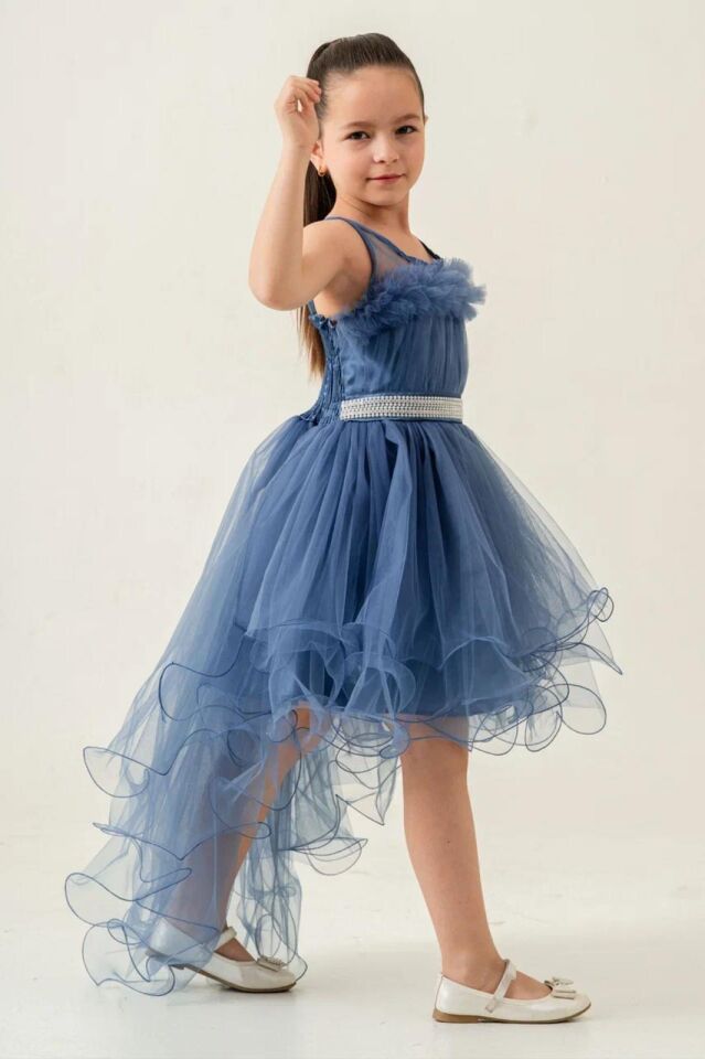 KIZ ÇOCUK KUYRUKLU ABİYE